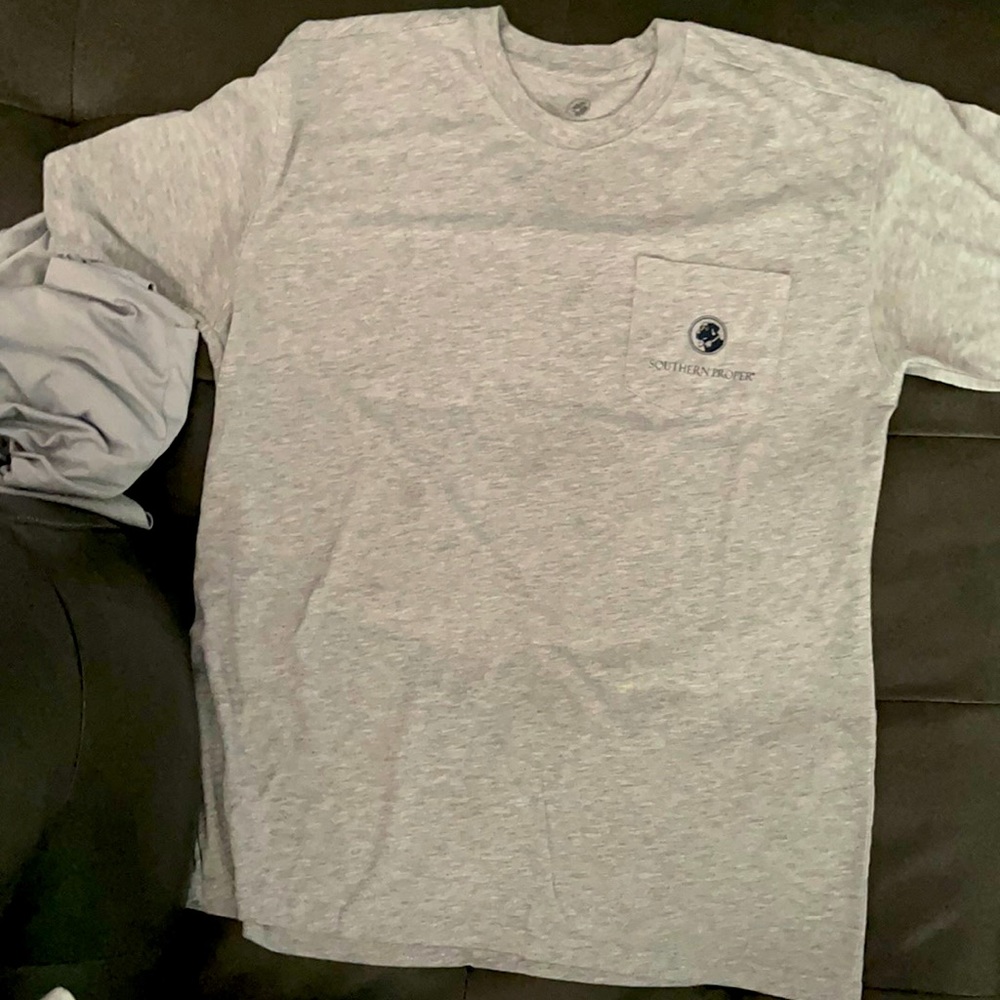 Properly Tied Tee size Medium